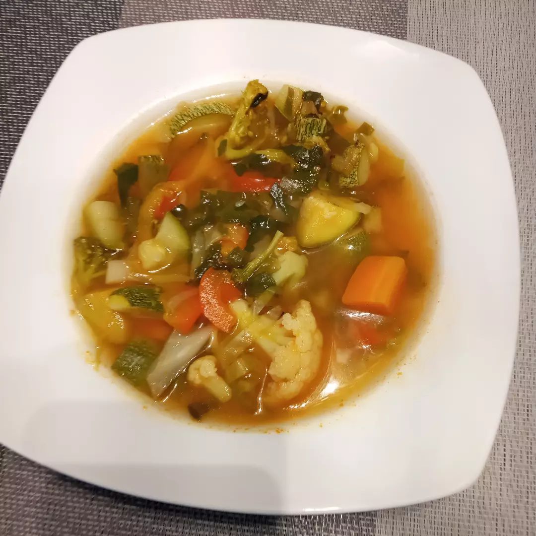 Receta de la sopa de verduras ¡Saludable y Fácil!